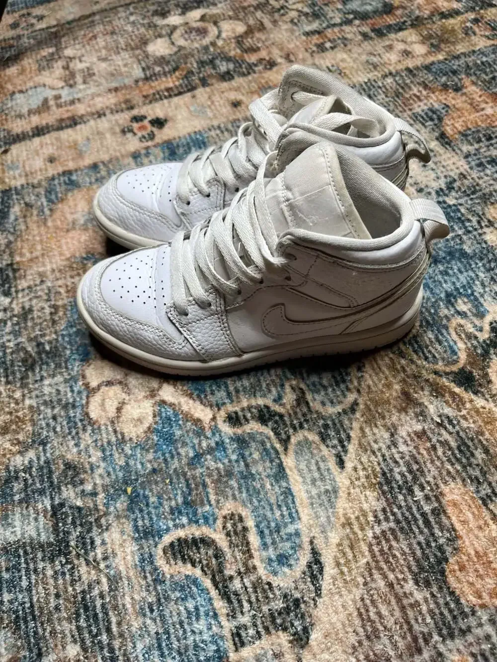 Air Jordan 1 Mid GS Triple White Tumbled Leather